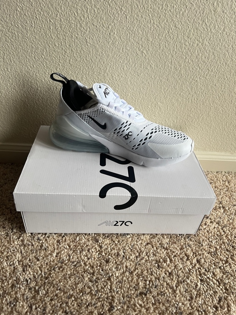 Nike Air Max 270 White Black Sneaker